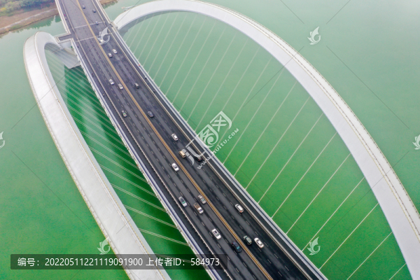 航拍廣西南寧邕江南寧大橋
