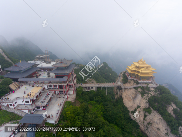 航拍河南欒川老君山金頂建筑群