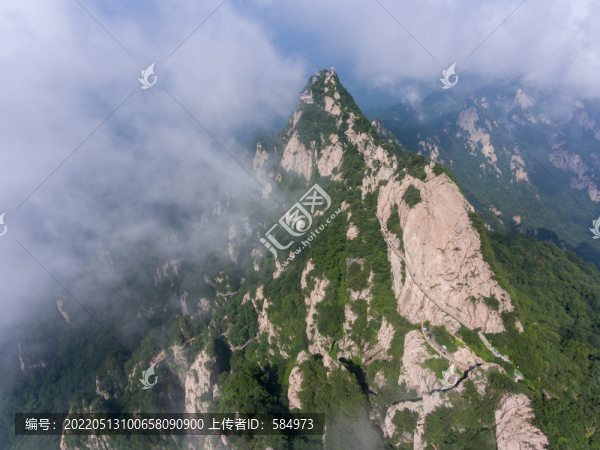 航拍河南洛陽欒川老君山