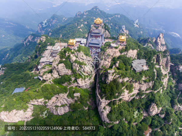 航拍河南欒川老君山金頂建筑群