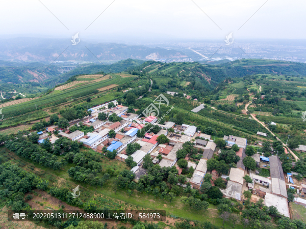 航拍河南三門峽靈寶市趙家溝村
