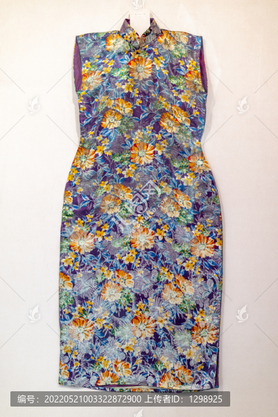 花紋旗袍服裝