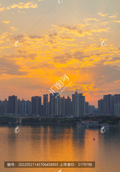 城市日出
