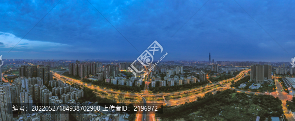 寬幅成都市街區(qū)暮色全景圖