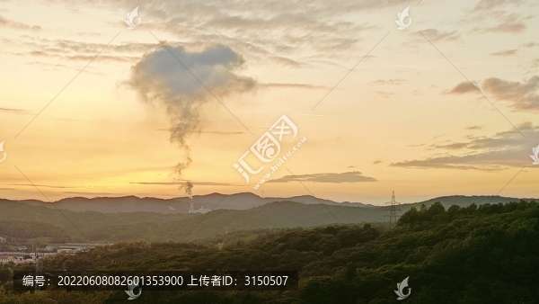 朝霞散彩萬物醒