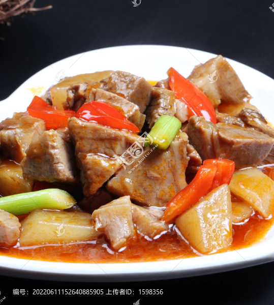 牛肉燜蘿卜