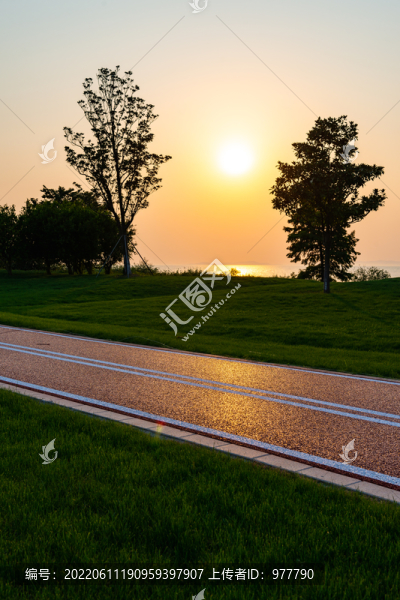 太湖邊的自行車騎行道
