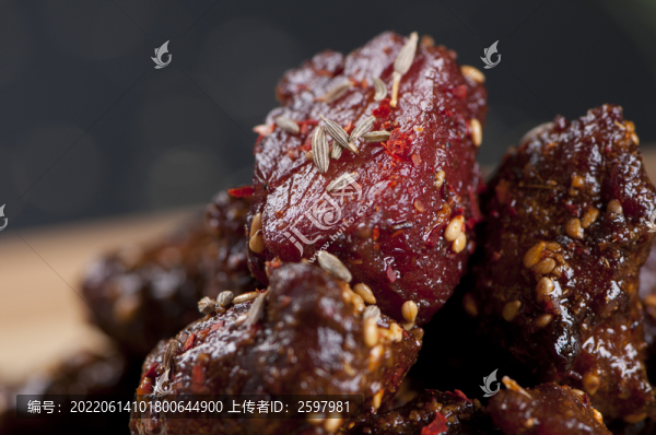 小塊牛肉干