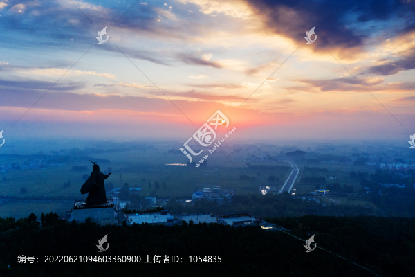 芒碭山日出