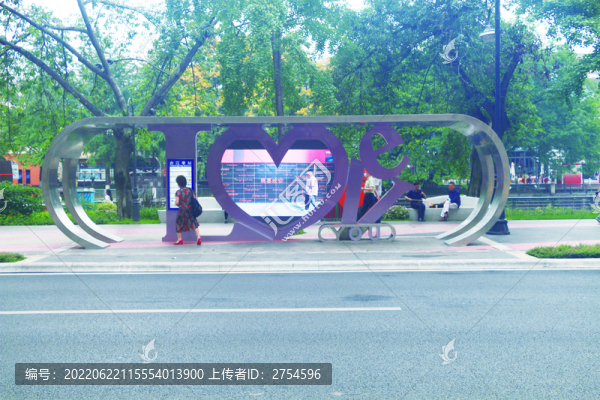 公交車(chē)站臺(tái)