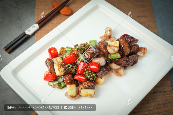 石燒鮮花椒牛仔粒