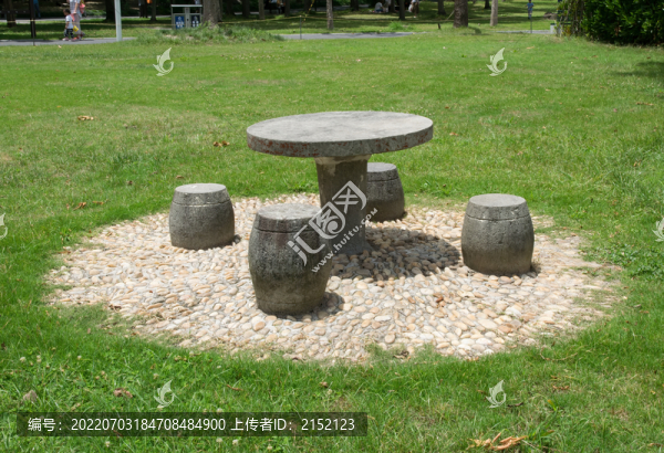 古代石桌石凳