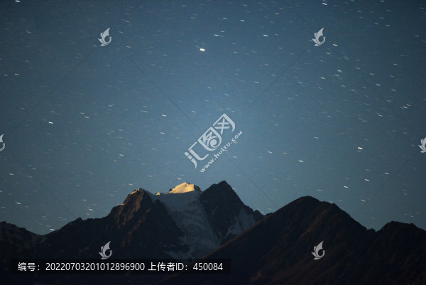雪山星空