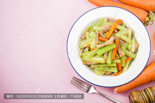 芹菜炒肉