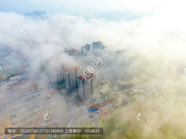 樓房云霧
