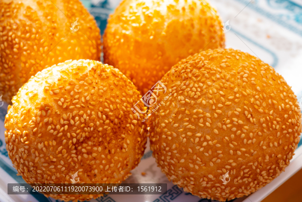 炸油糕炸芝麻球