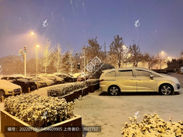 城市雪景
