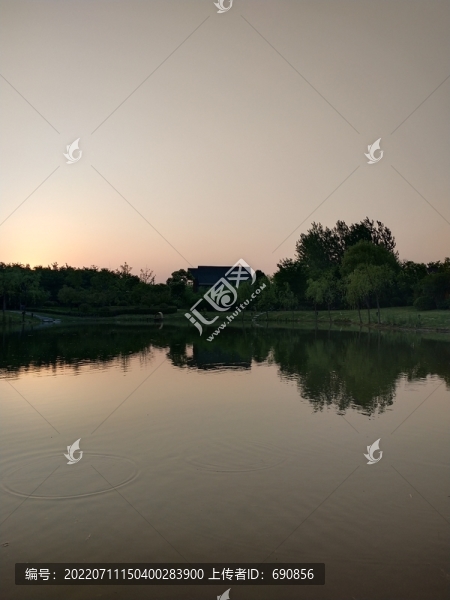 湖水