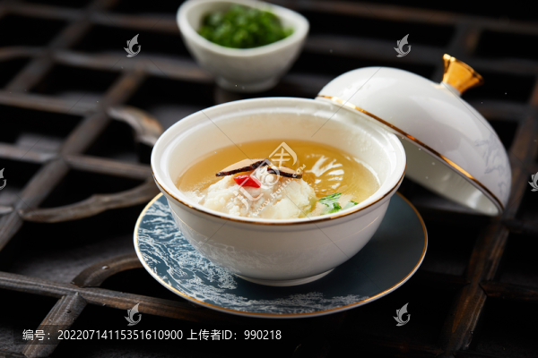 黑松露鱈魚獅子頭