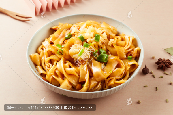 熱鹵拌河粉