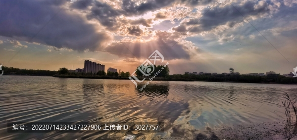 海濱城市黃昏