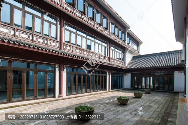 仿古建筑內(nèi)庭院