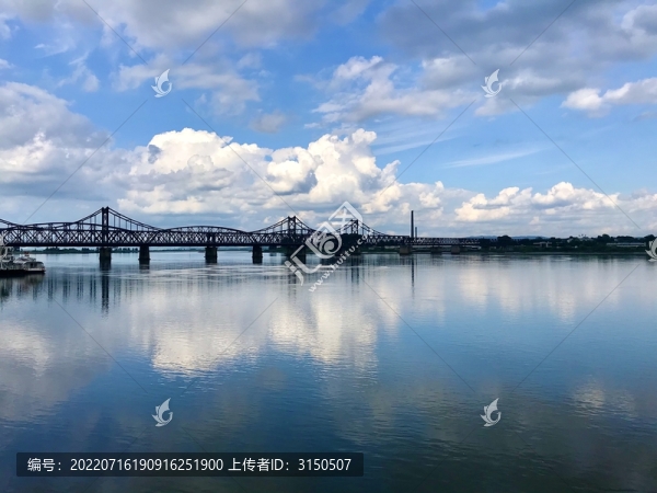 鴨綠江大橋與斷橋