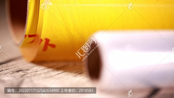 PE和PVC保鮮膜卷