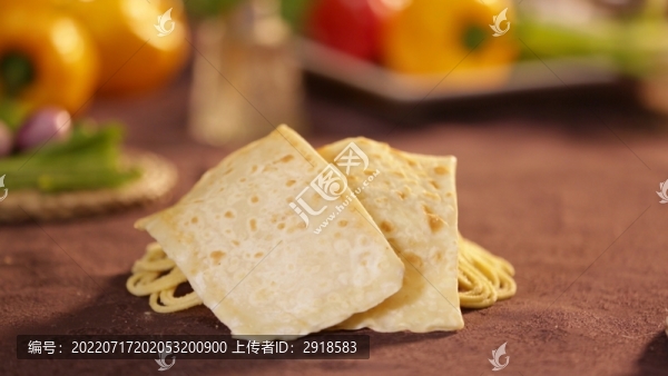 家常美食韭菜豆芽炒粉絲