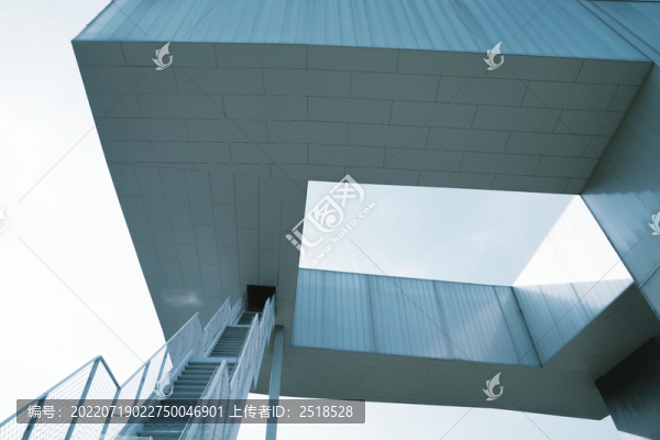 現(xiàn)代建筑四方美術(shù)館設(shè)計(jì)