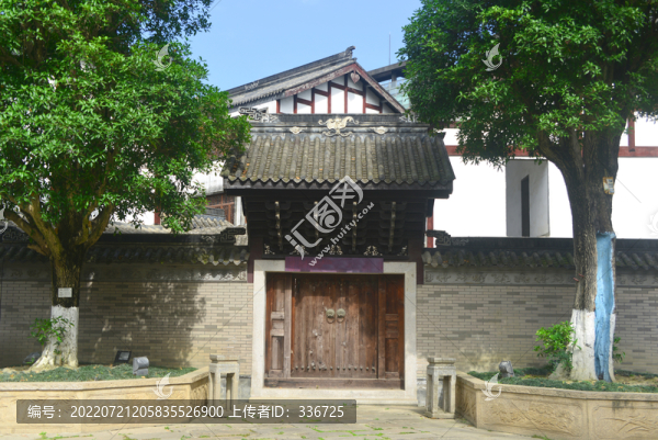 成都龍?zhí)端l(xiāng)復古中式庭院