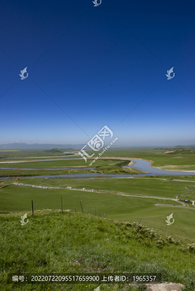 藍天白云若爾蓋大草原風景