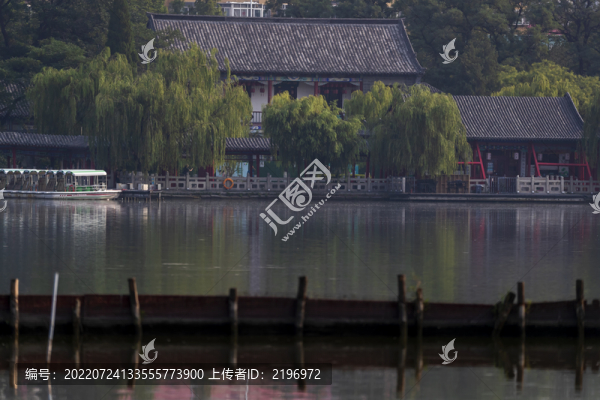 大明湖鐵公祠