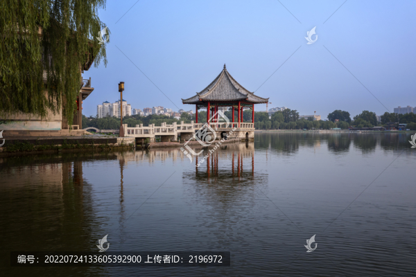 大明湖九曲亭風(fēng)光