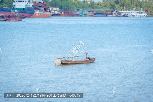 小漁村觀龍島風(fēng)貌