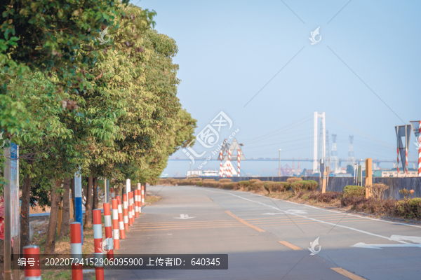 小漁村觀龍島風(fēng)貌