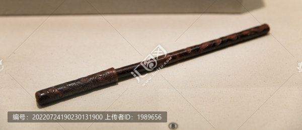 清代剔紅毛筆