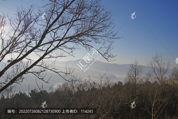 四平轉(zhuǎn)山湖景區(qū)冬季景色