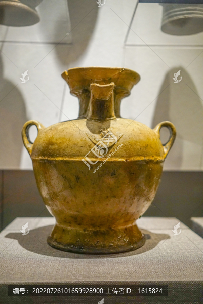 西藏白釉茶壺西藏文化清代陶器