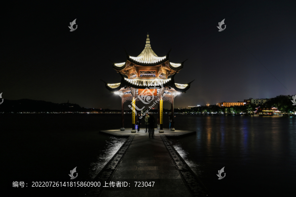 杭州集賢亭夜色