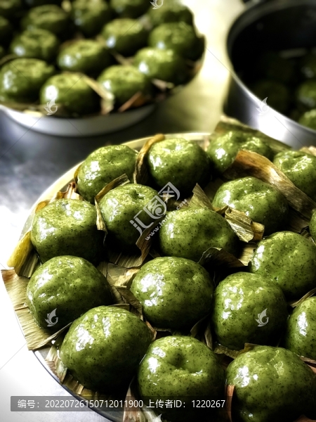 清明青團(tuán)艾粑粑
