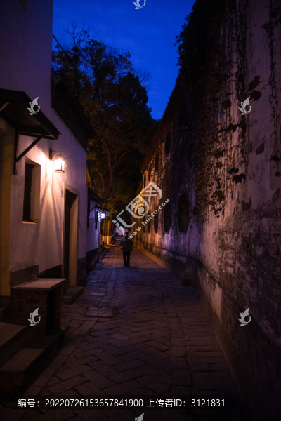 夜色江南