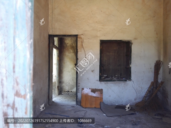 復(fù)古建筑風(fēng)景石墻舊學(xué)校