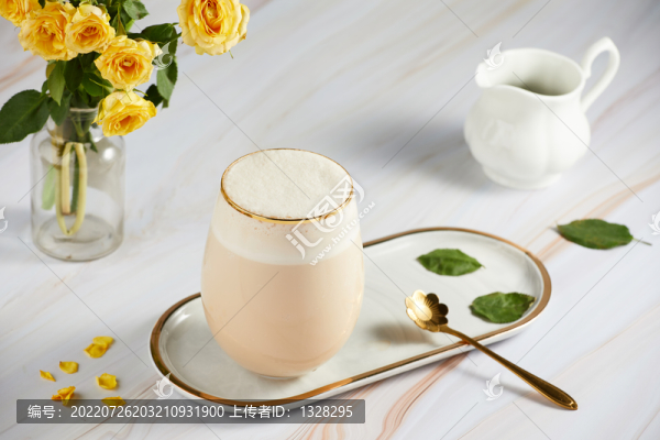 奶茶奶蓋