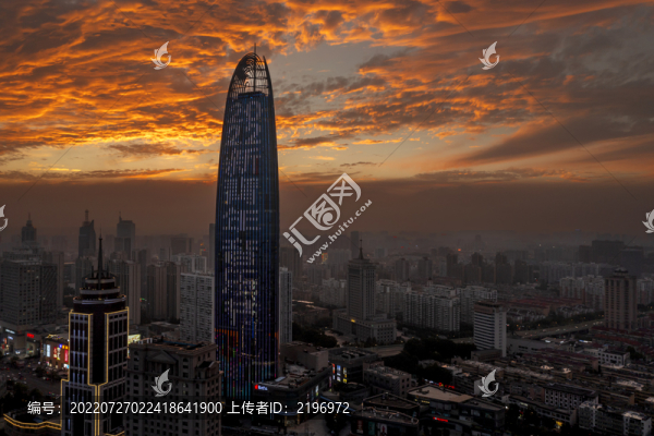 綠地普利中心晚霞美景