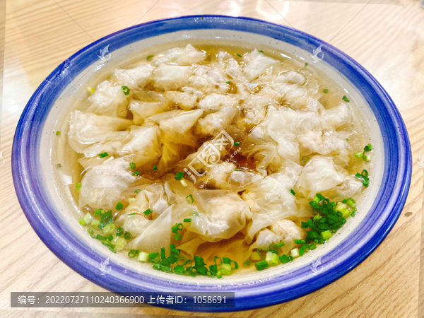 營養(yǎng)早餐特寫清湯餛飩云吞扁肉