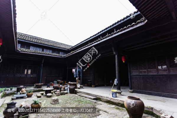 新昌梅渚古村