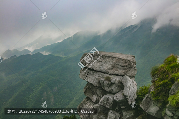 廬山駱駝峰