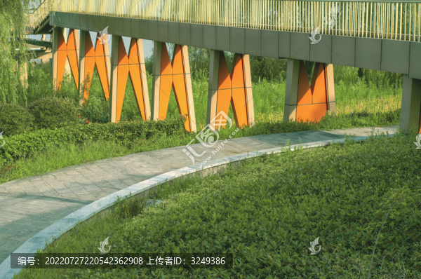 公園彎曲小道