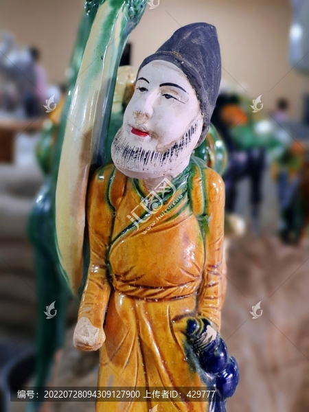 彩陶人物
